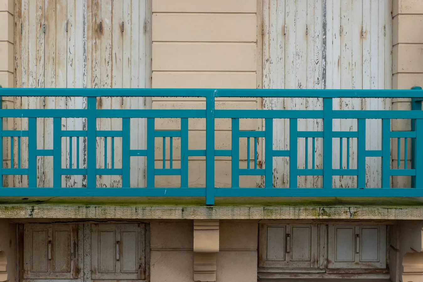 Fransız Balkon Modelleri: Hangisi Sizin Cephenize Yakışır?