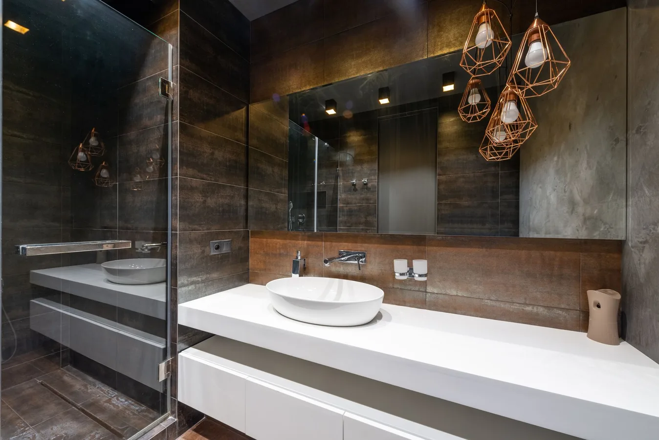 Küçük Banyo Dekorasyonu: Alanı Büyütmenin Değil, Doğru Kullanmanın Yolları