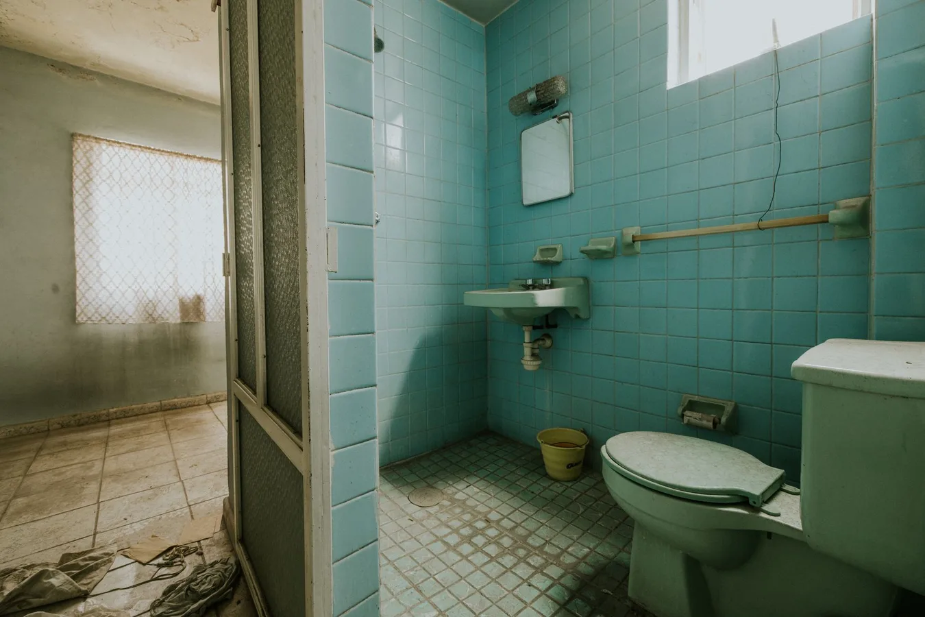 Küçük Banyo Fayans Modelleri: Neyin İşe Yaradığını Bilen Biri Olarak Konuşuyorum